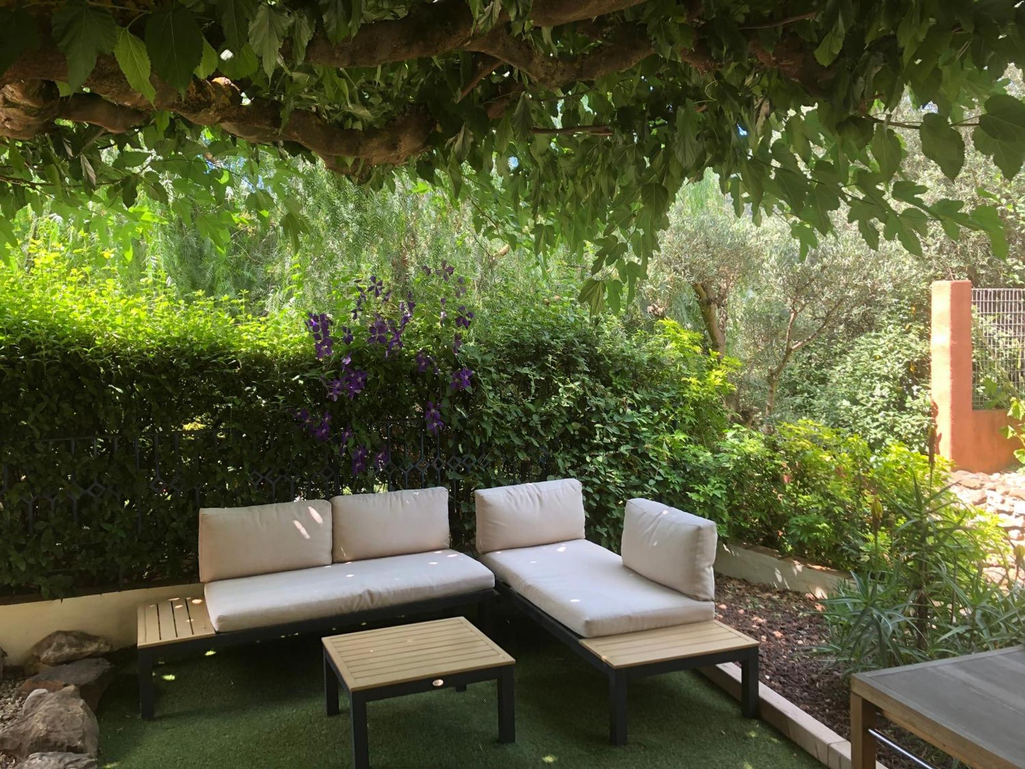 Appartement Dans La Colline Belgentier Luaran gambar
